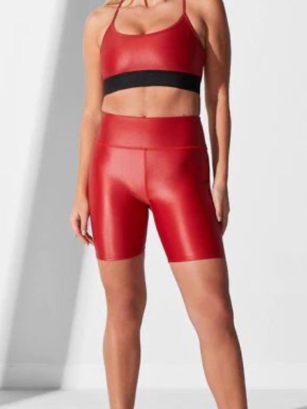Noli 2 Piece Set Studio Liquid Bra & Biker Shorts - Cherry, size S